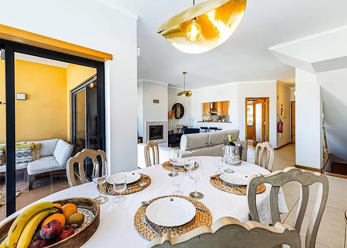 Casa Bayview Bliss - Sea Views Pool & Bbq Stroll To And Village Tatil Evi *