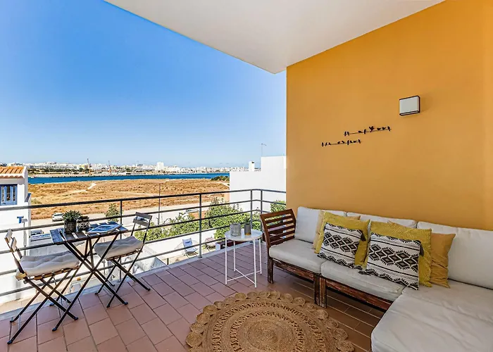 Casa Bayview Bliss - Sea Views Pool & Bbq Stroll To And Village Tatil Evi Ferragudo (Faro)