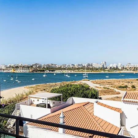 Casa Bayview Bliss - Sea Views Pool & Bbq Stroll To And Village *